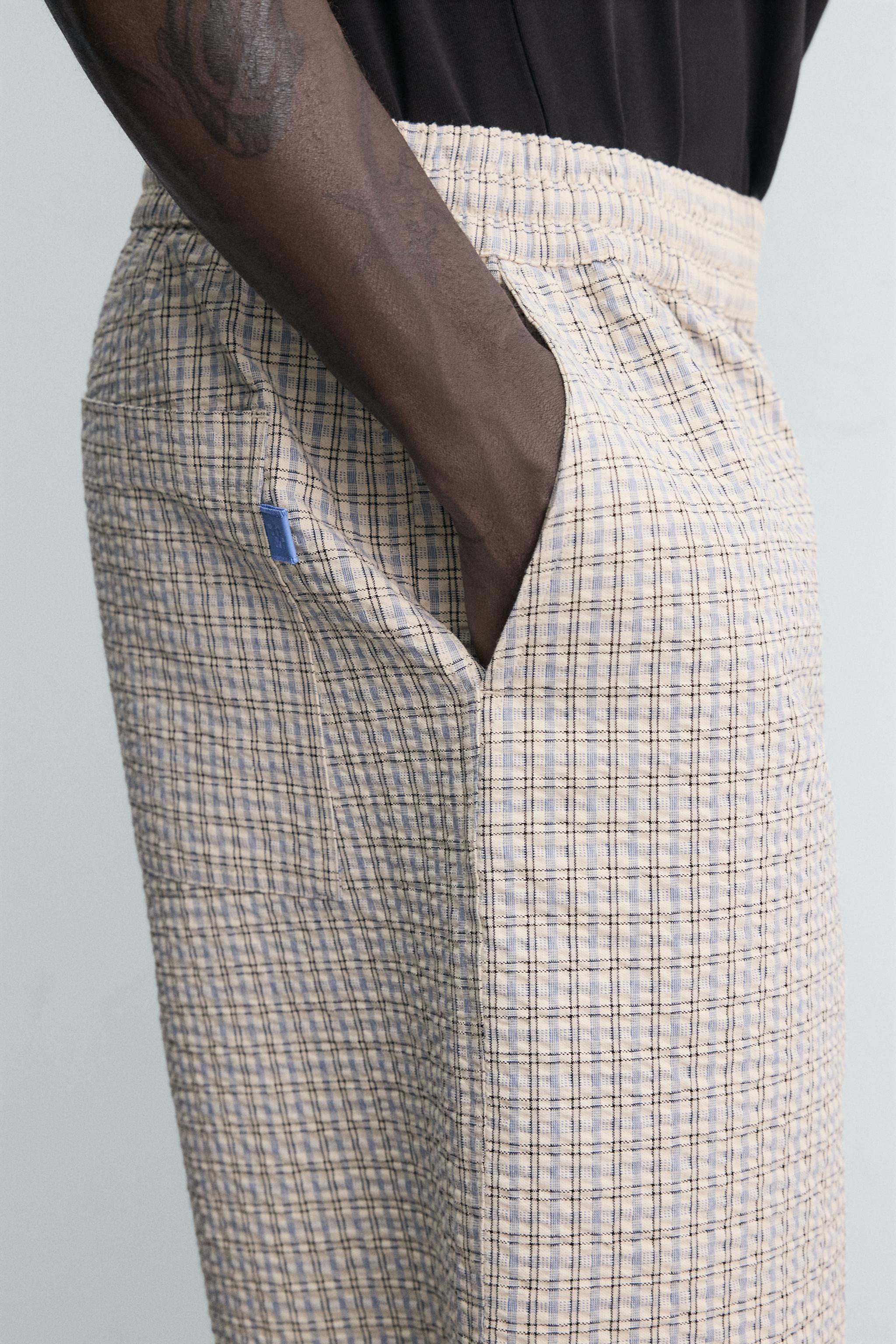 PLAID TEXTURED SHORTS